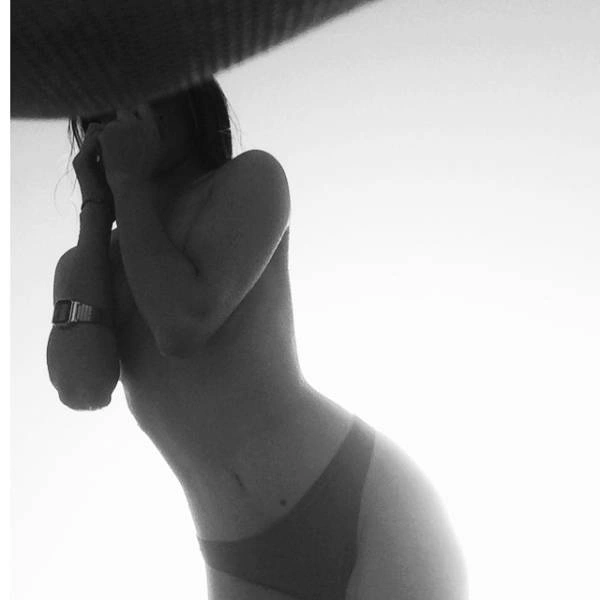 У Великобританії дівчина втратила роботу через свою привабливість (18 фото) – фото 17