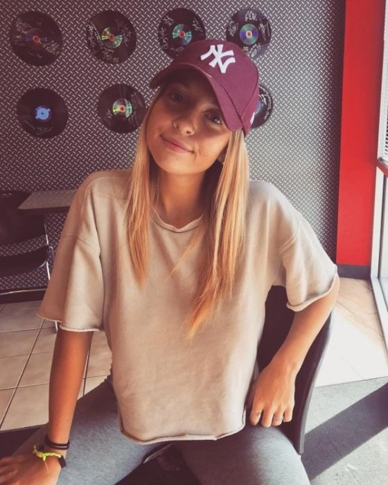 Чарівні чірлідерки та вболівальниці (35 фото) – фото 5