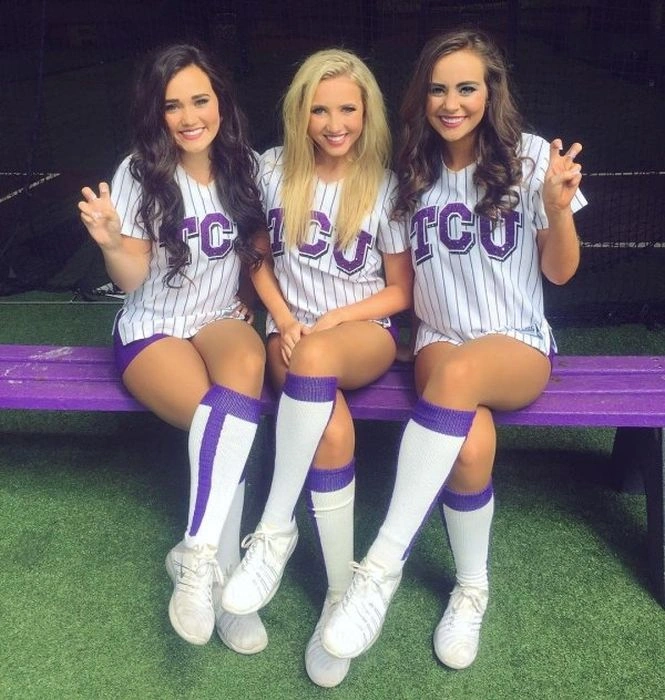 Чарівні чірлідерки та вболівальниці (35 фото) – фото 8