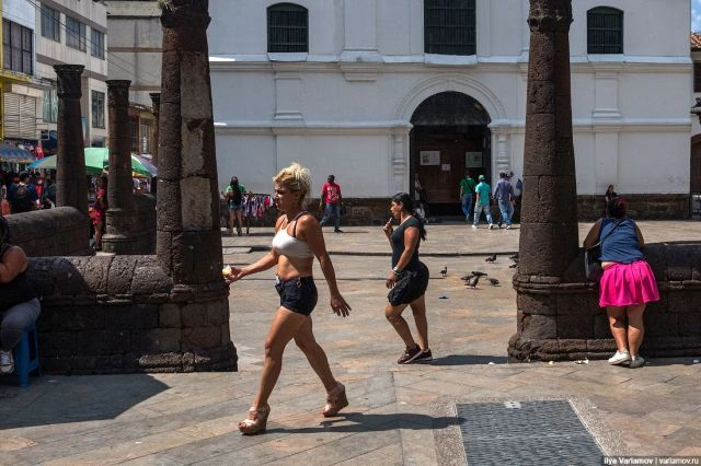 Вуличні проститутки кубинського міста Медельїн (22 фото) – фото 9