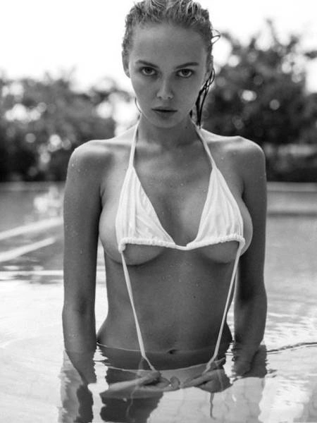 Дівчата купаються (40 фото) – фото 3