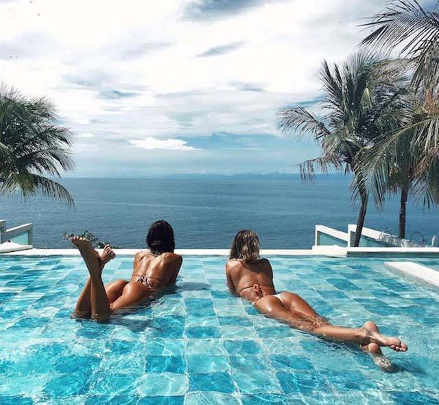 Дівчата купаються (40 фото) – фото 33