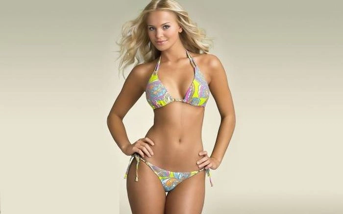 Красуні у купальниках (51 фото) – фото 37