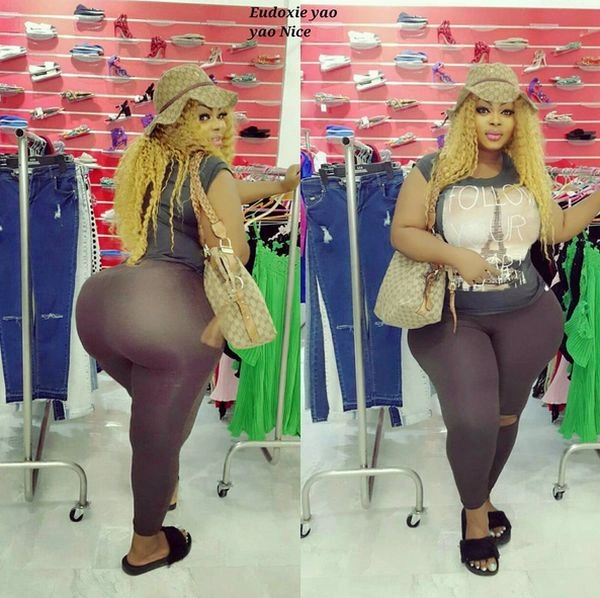 Африканська модель відома завдяки об'ємним формам (20 фото) – фото 2