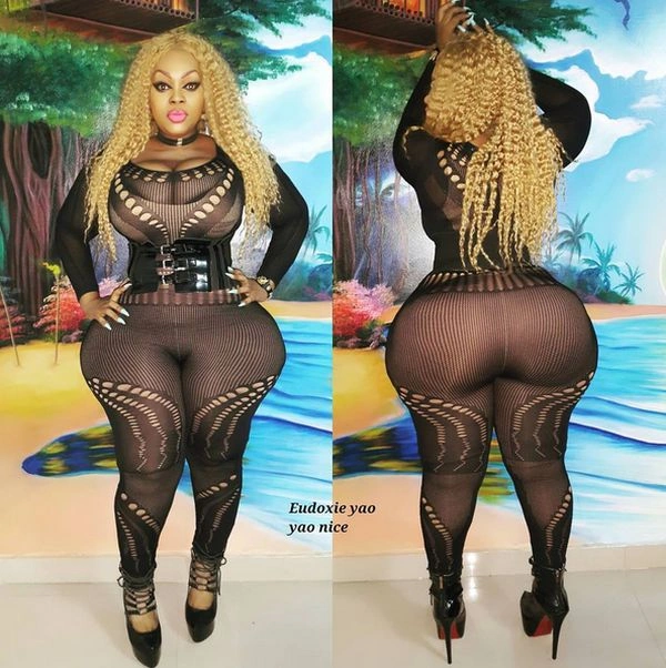 Африканська модель відома завдяки об'ємним формам (20 фото) – фото 16