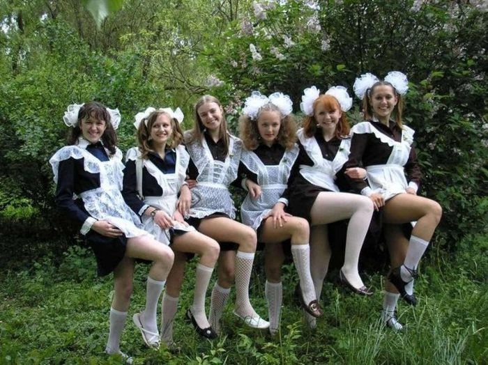 Випускниці різних часів (48 фото) – фото 23