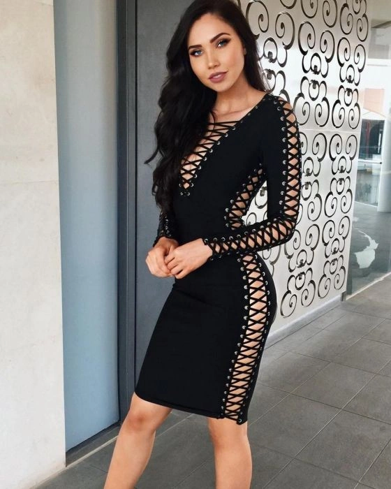 Дівчата в облягаючих нарядах (32 фото) – фото 6