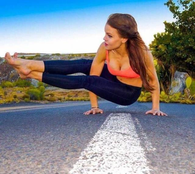 Чарівні дівчата, які дружать зі спортом (54 фото) – фото 48