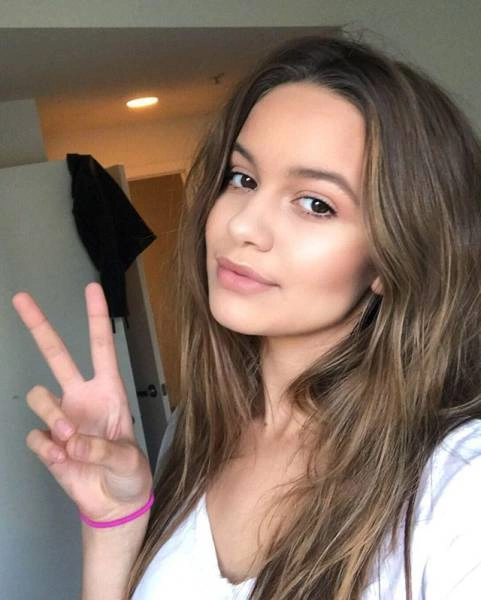 Чарівні та милі дівчата (51 фото) – фото 24