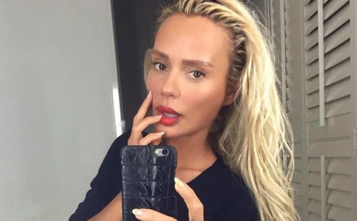 Світська левиця Крістіна Сисоєва розчарувалась, що не побачила феєрверк, скасований через теракт в Ніцці (2 фото) – фото 2