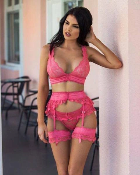 Чарівні дівчата у білизні (51 фото) – фото 2