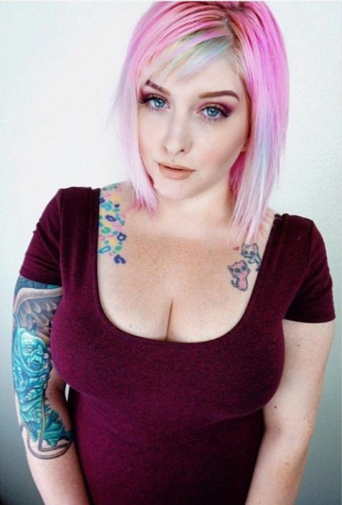 Жінці довелося зменшити розмір грудей (5 фото) – фото 4