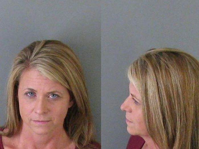 Вчителі, виявлені в інтимних стосунках з учнями (10 фото) – фото 10