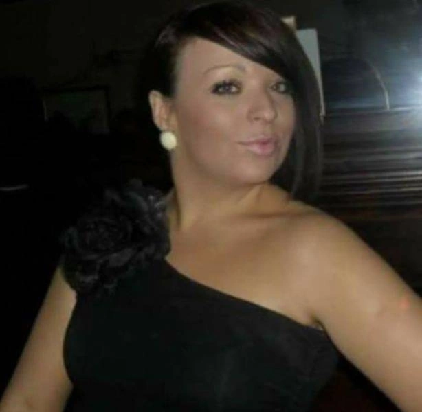 Веб-модель, що змінила себе через насмішки ровесників (20 фото) – фото 3