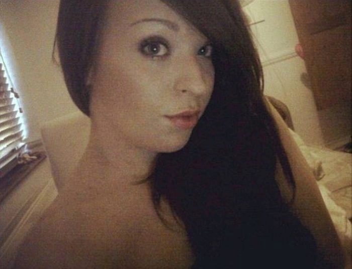 Веб-модель, що змінила себе через насмішки ровесників (20 фото) – фото 4