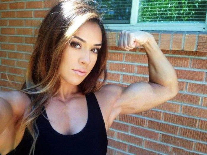 Дівчата, які можуть встояти за себе (42 фото) – фото 1