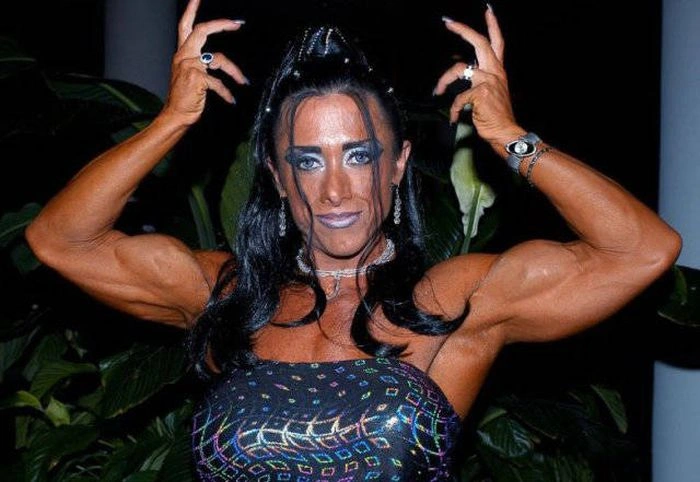 Дівчата, які можуть встояти за себе (42 фото) – фото 24