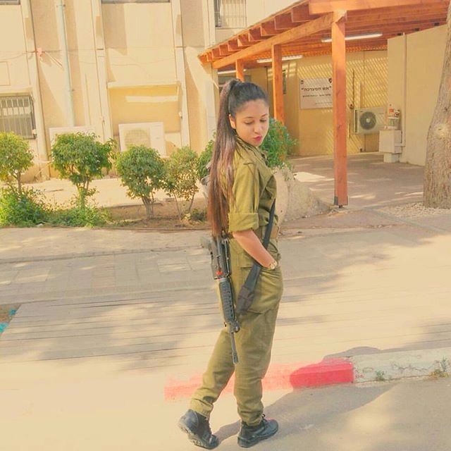 Красуні з ізраїльської армії (47 фото) – фото 7