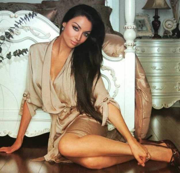 Іранські дівчата були арештовані через фотографії без хіджабів (12 фото) – фото 9