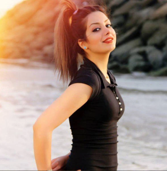 Іранські дівчата були арештовані через фотографії без хіджабів (12 фото) – фото 11