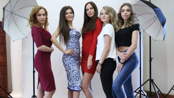 Перша фотосесія фіналісток конкурсу "Міс Москва - 2016" (15 фото) – фото 15