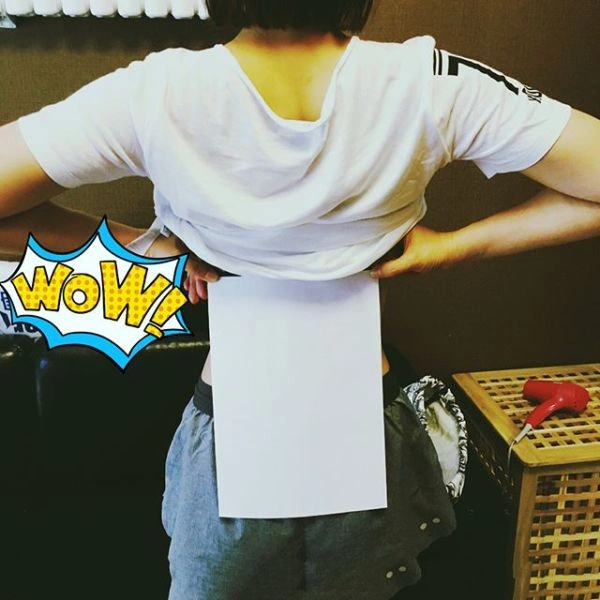 Китаянки демонструють стрімкість талії за допомогою аркуша паперу А4 (26 фото) – фото 15