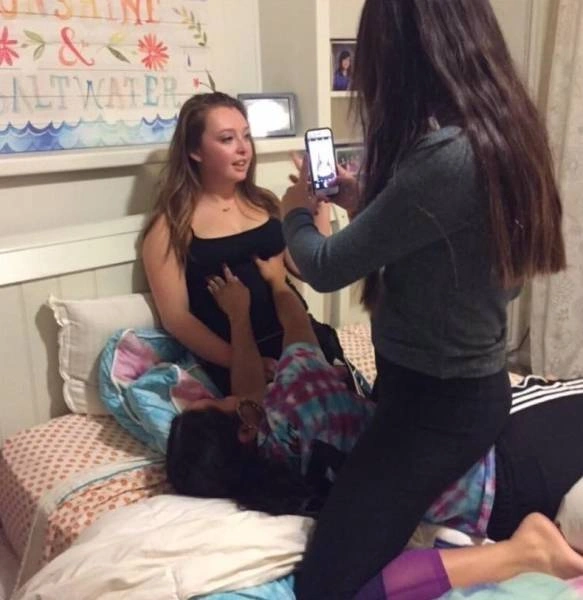 Фото з дівчатами, які зазнали невдач (40 фото) – фото 1