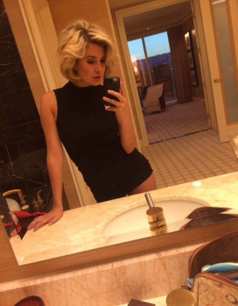 Поклонниця виганяння дурня виявилася дуже привабливою дівчиною Кармен Дікман (13 фото) – фото 11