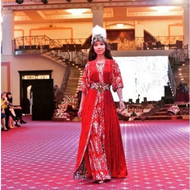 Фіналістки казахстанського конкурсу краси "Қазақ аруы-2016" (15 фото) – фото 12