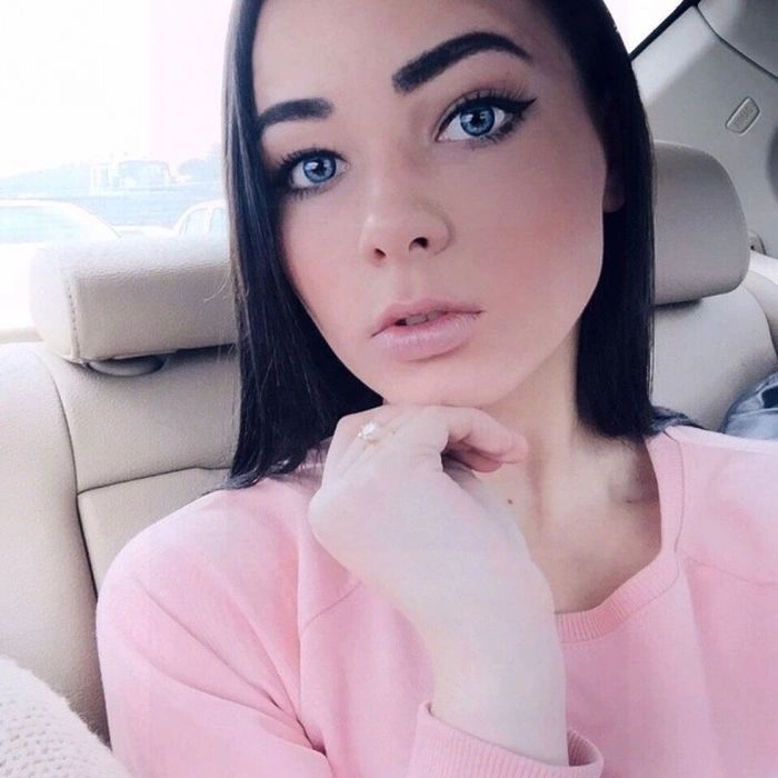 Симпатичні дівчата з соціальних мереж (42 фото) – фото 9