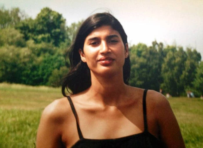 Вгадайте, скільки років цій жінці? (20 фото)