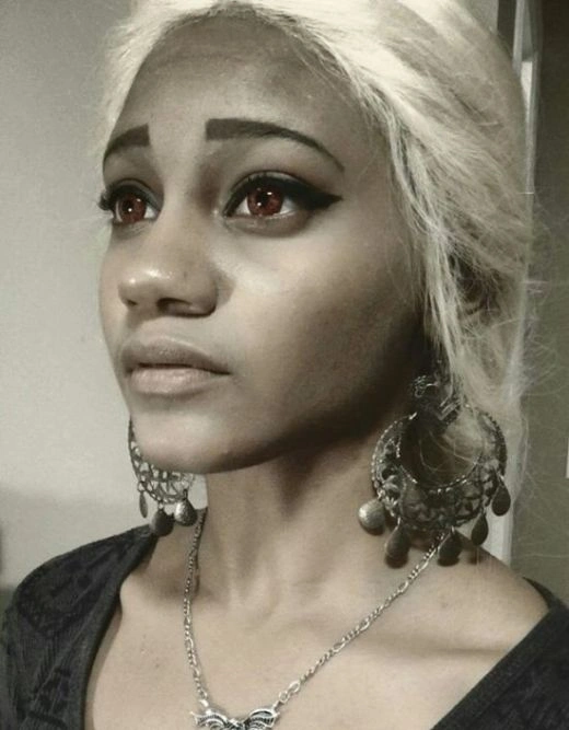 Артеміда Фей або Дейенеріс Таргарієн у реальному житті (14 фото)