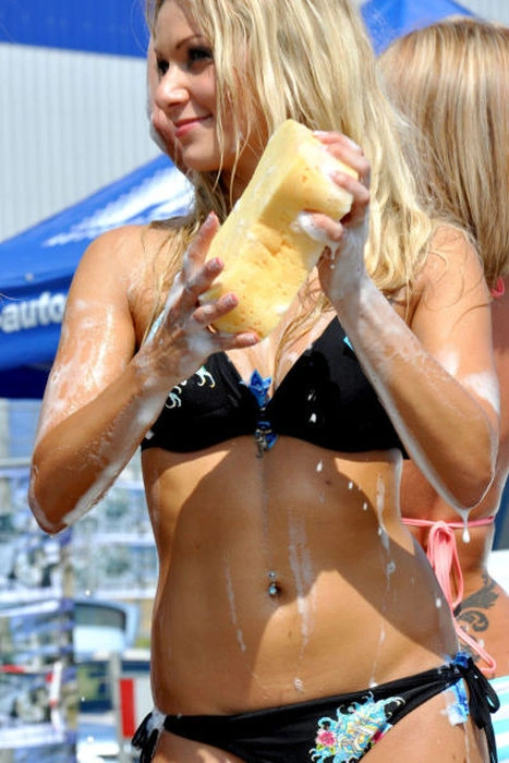 Сексуальна автомийка (66 фото) – фото 9