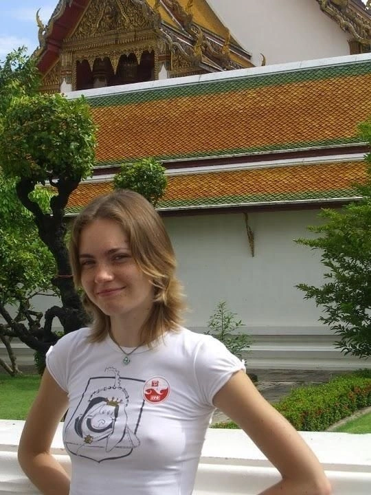 Успішні фото дівчат без бюстгальтерів (40 фото) – фото 6