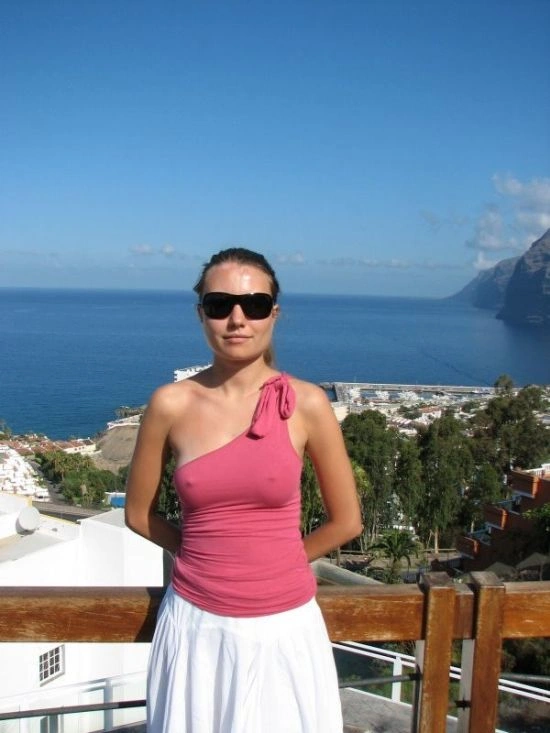 Успішні фото дівчат без бюстгальтерів (40 фото) – фото 8