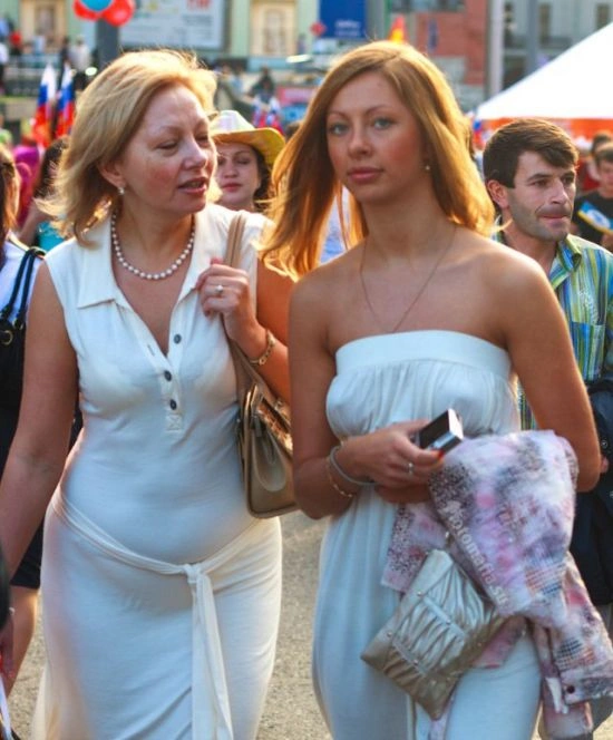 Успішні фото дівчат без бюстгальтерів (40 фото) – фото 18