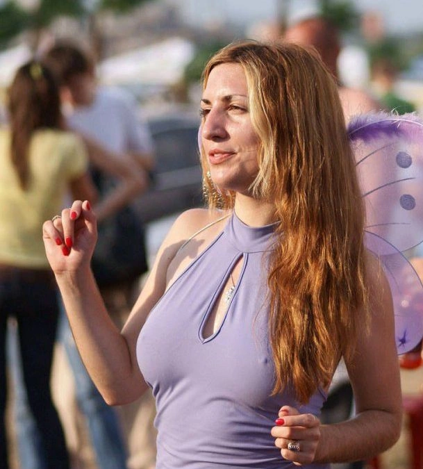 Успішні фото дівчат без бюстгальтерів (40 фото) – фото 22