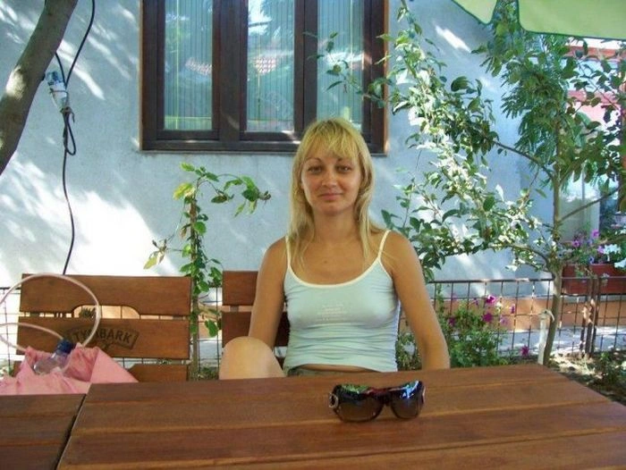 Успішні фото дівчат без бюстгальтерів (40 фото) – фото 24