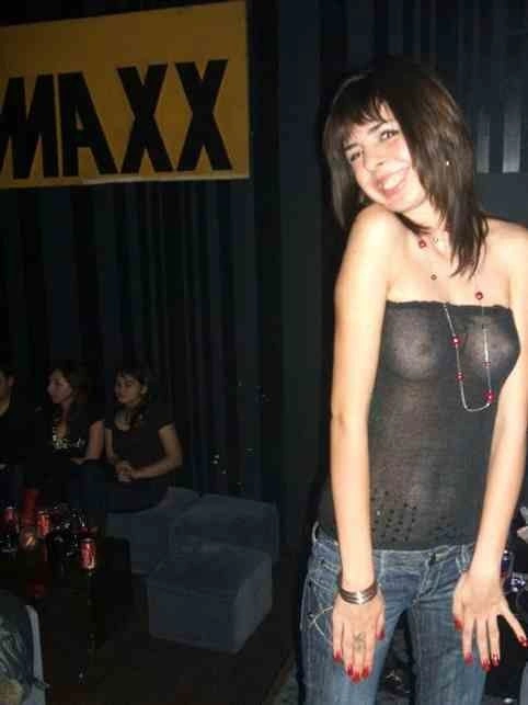 Успішні фото дівчат без бюстгальтерів (40 фото) – фото 26