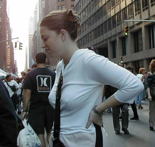 Успішні фото дівчат без бюстгальтерів (40 фото) – фото 33