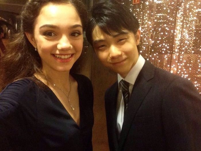 Російська фігуристка Євгенія Медведєва стала зіркою Японії, розповівши вірш з «Сейлор Мун» (17 фото + відео) – фото 12