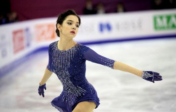 Російська фігуристка Євгенія Медведєва стала зіркою Японії, розповівши вірш з «Сейлор Мун» (17 фото + відео) – фото 16