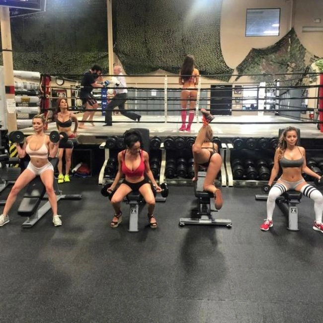 Смішні дівчата. Частина 44 (51 фото) – фото 32