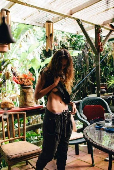 Напіввідкриті фото дівчат (50 фото) – фото 3