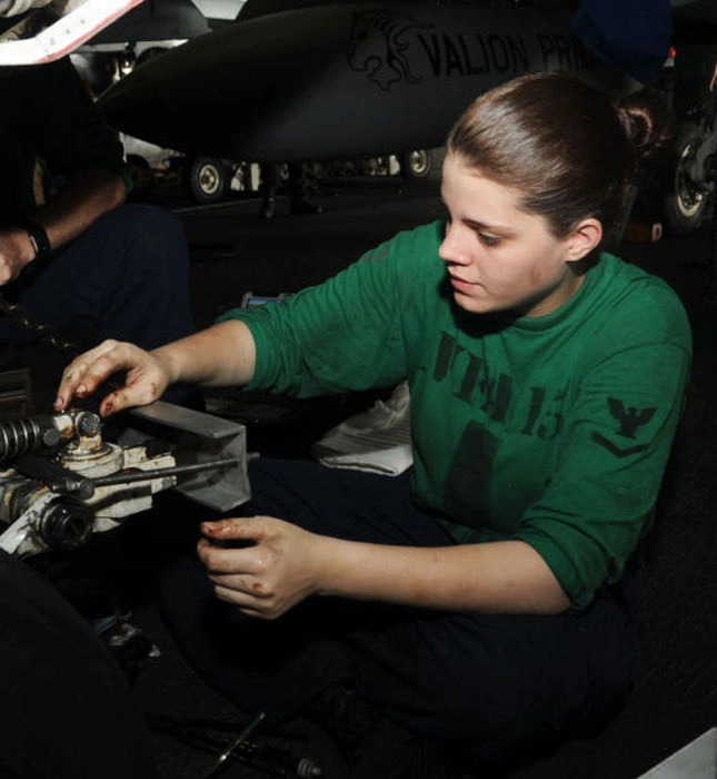 Дівчата в армії (77 фото) – фото 22