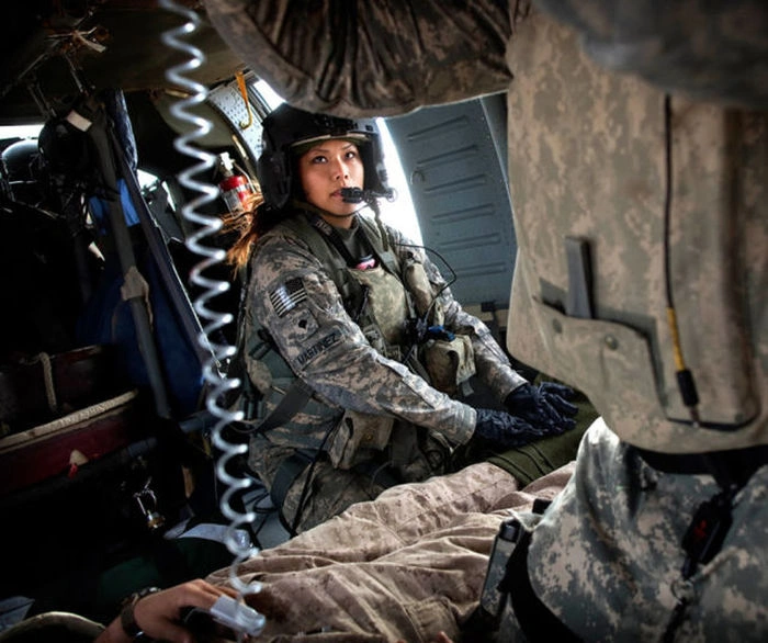 Дівчата в армії (77 фото) – фото 33