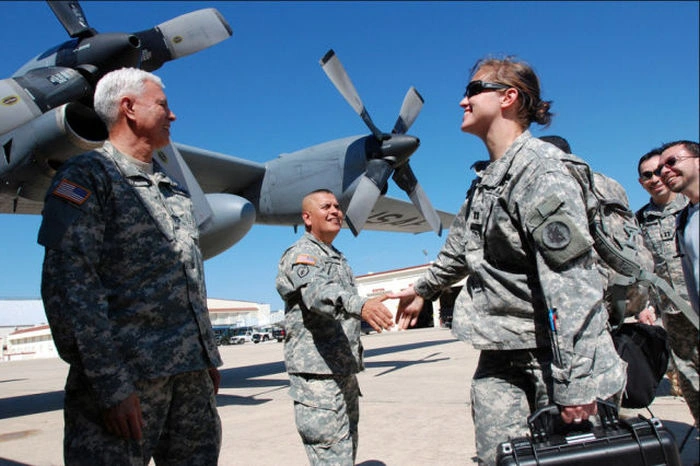 Дівчата в армії (77 фото) – фото 72