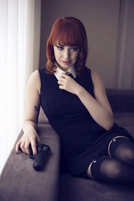 У Туреччині стюардеса втратила роботу через фотосесію (46 фото) – фото 12