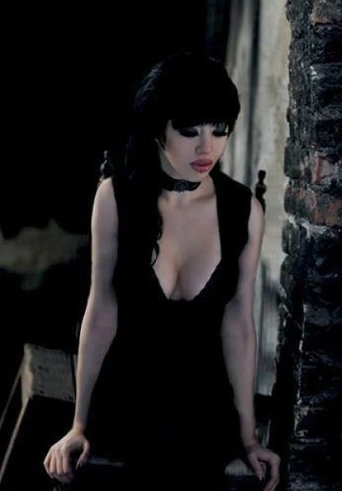 У Туреччині стюардеса втратила роботу через фотосесію (46 фото) – фото 23