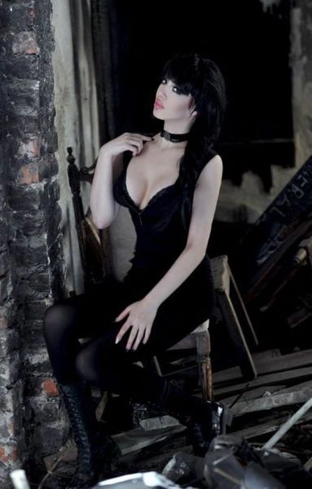 У Туреччині стюардеса втратила роботу через фотосесію (46 фото) – фото 37